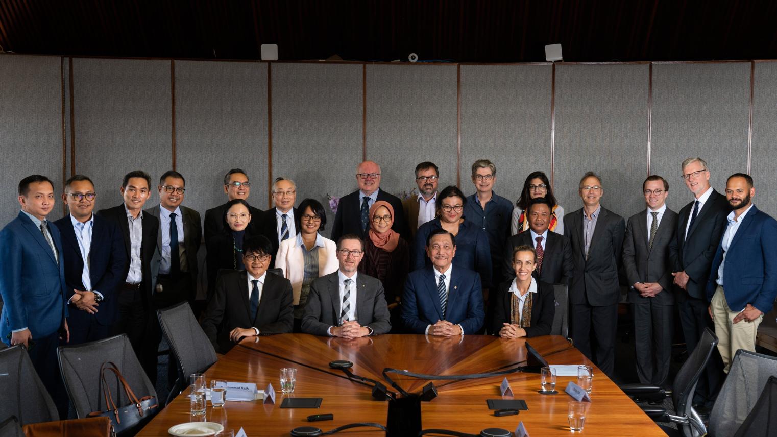 Group photo of roundtable attendees