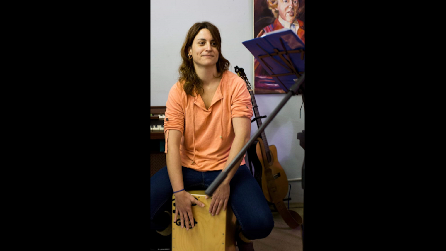 Sofia playing the cajon; Photo: Dr Sofia Samper Carro