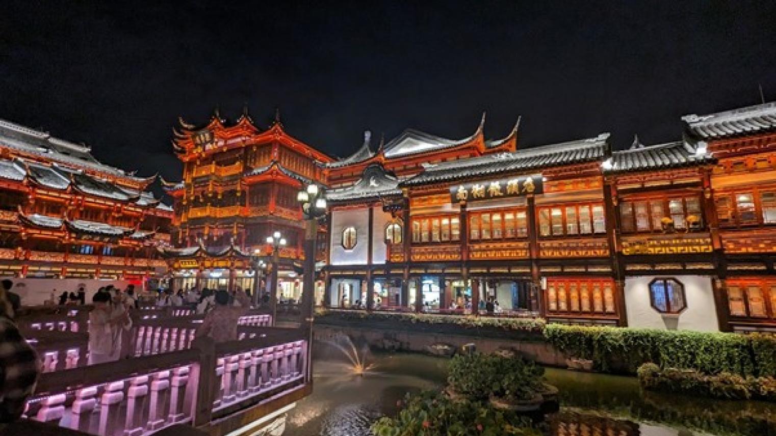 Learning Languages Locally’, the best possible experience for improving your Chinese.